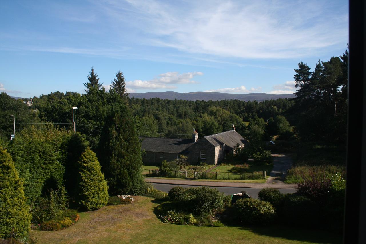 Rossmor Bed & Breakfast Grantown-on-Spey Esterno foto