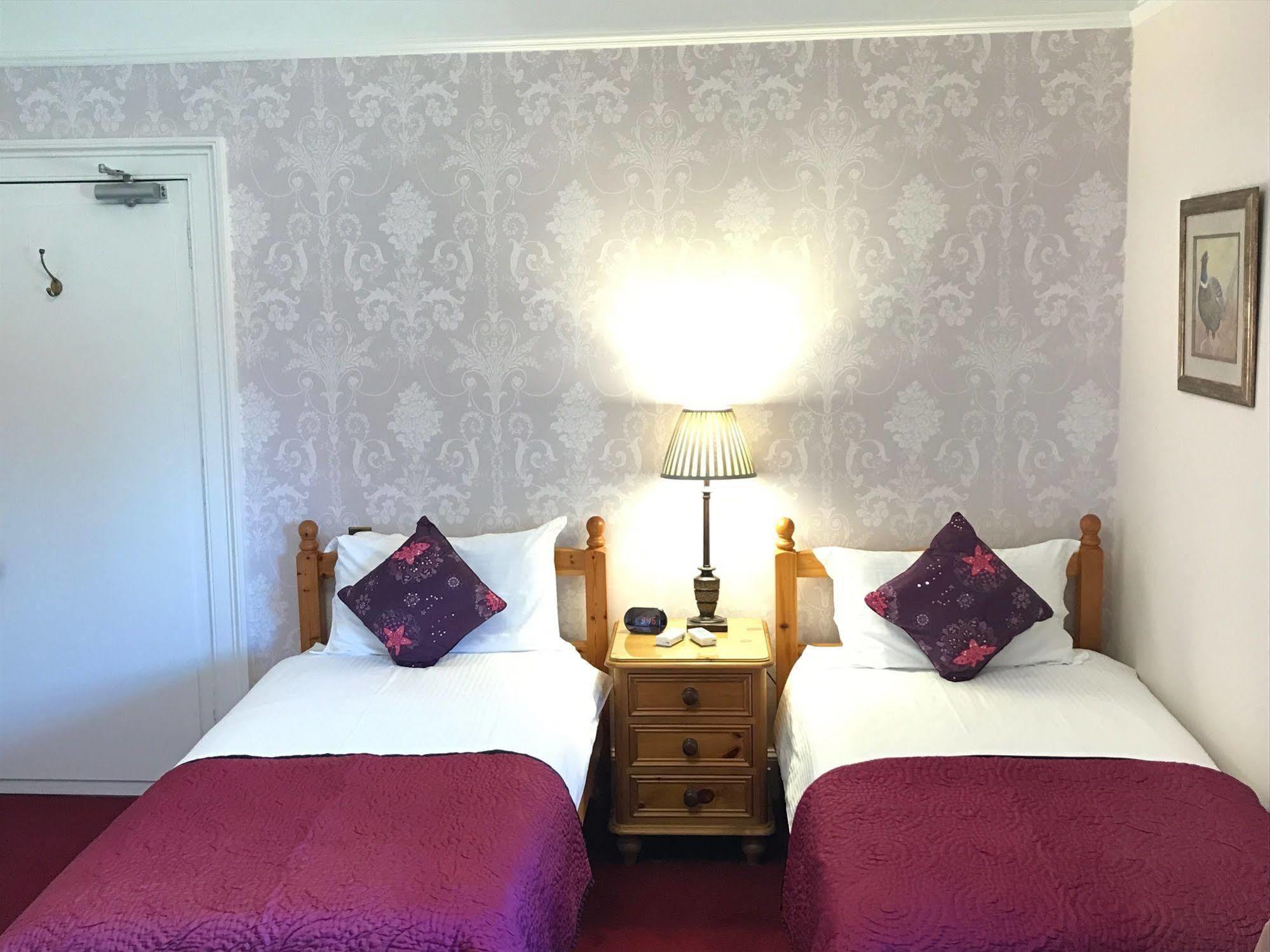 Rossmor Bed & Breakfast Grantown-on-Spey Esterno foto