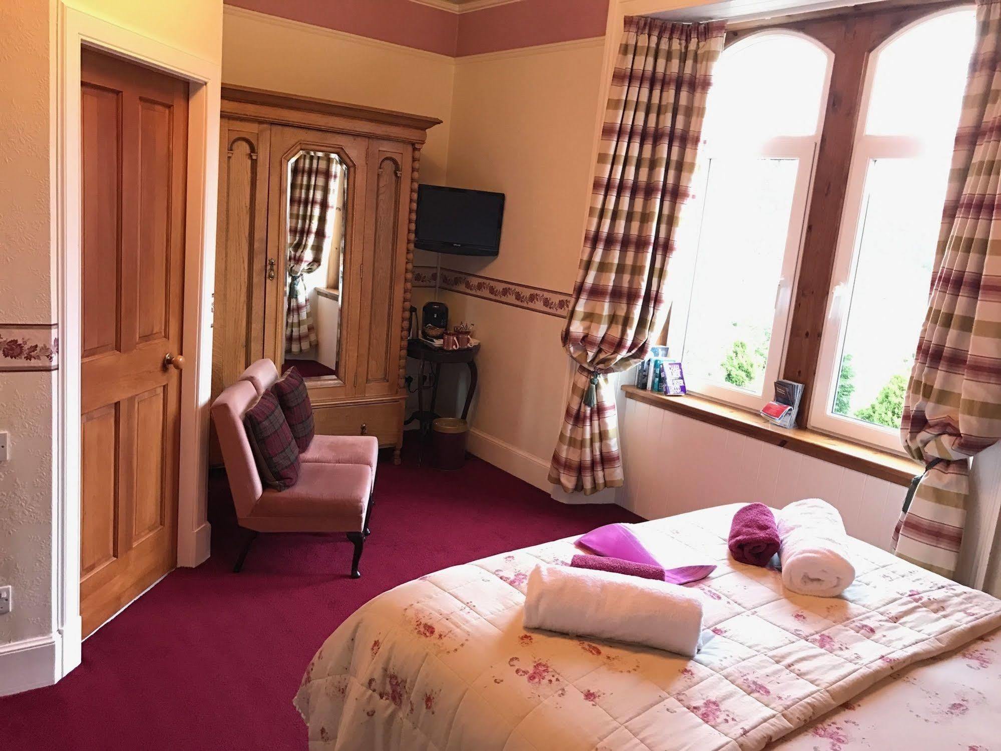 Rossmor Bed & Breakfast Grantown-on-Spey Esterno foto