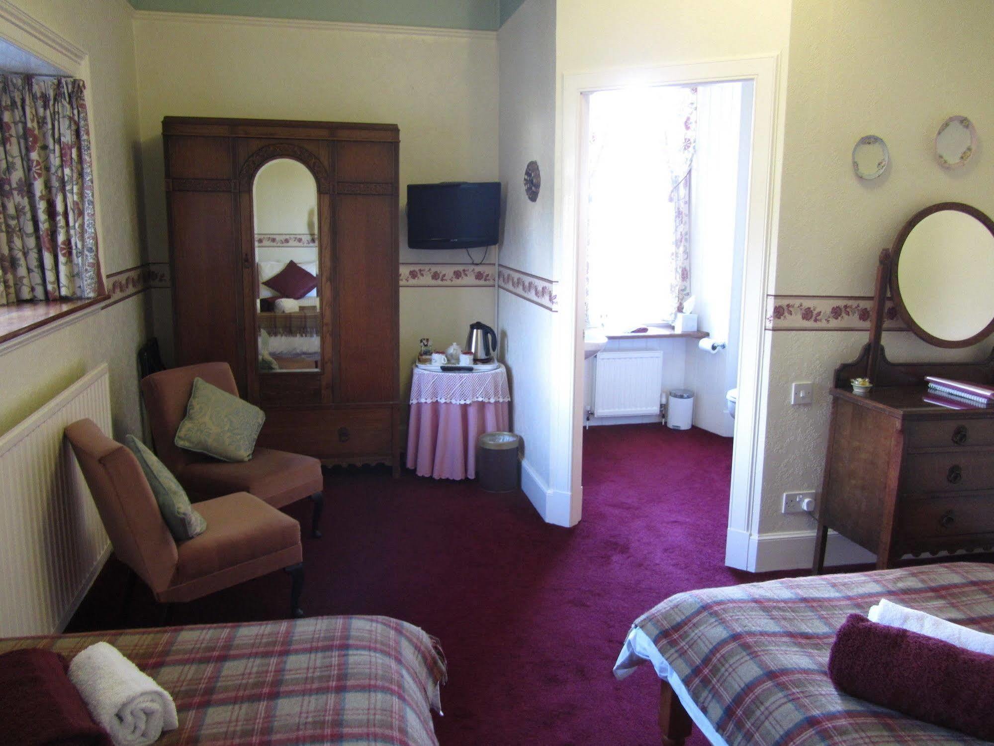 Rossmor Bed & Breakfast Grantown-on-Spey Esterno foto