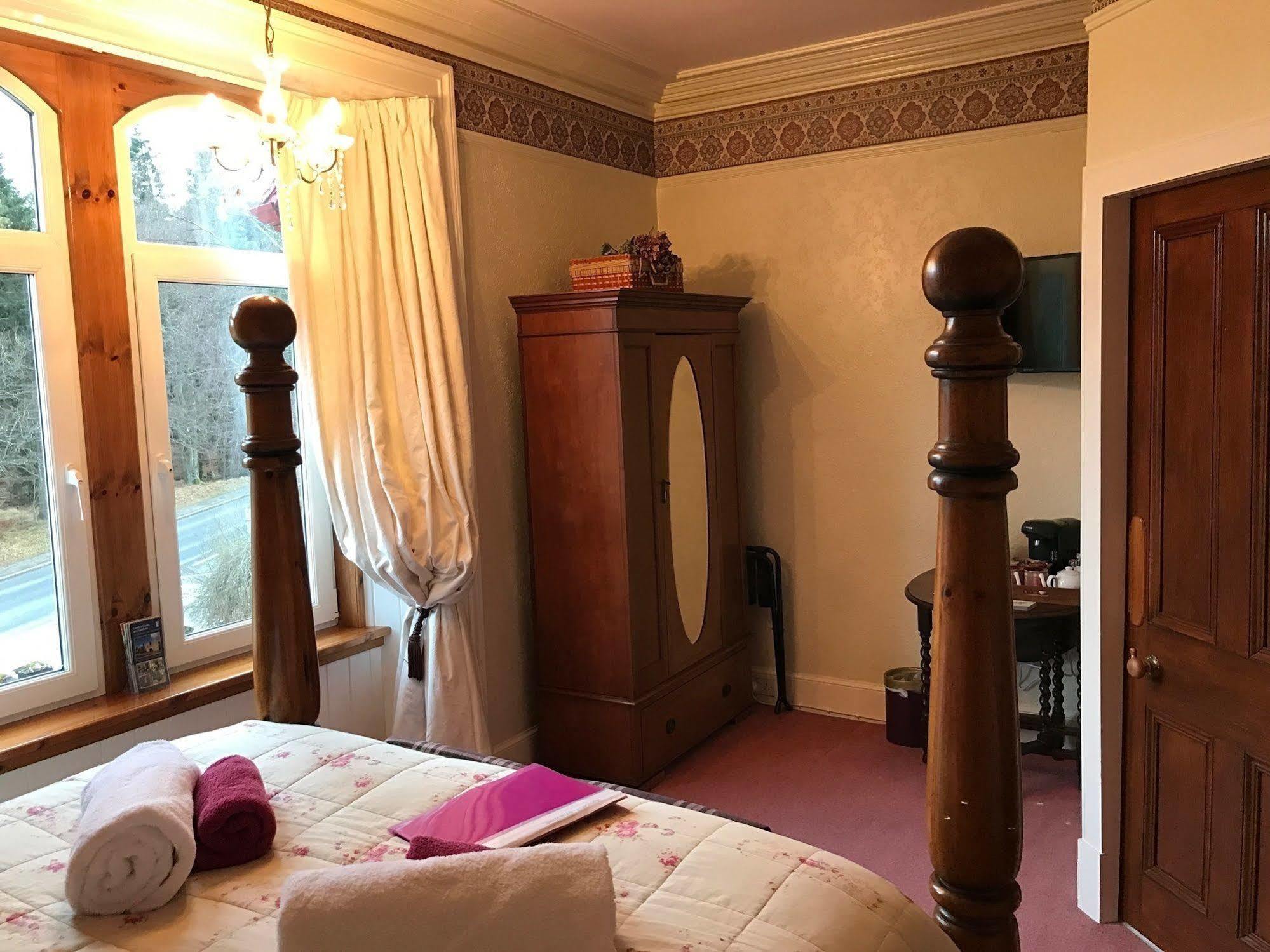Rossmor Bed & Breakfast Grantown-on-Spey Esterno foto