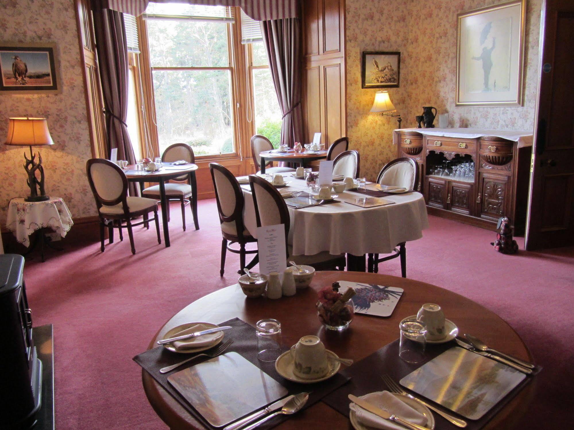Rossmor Bed & Breakfast Grantown-on-Spey Esterno foto