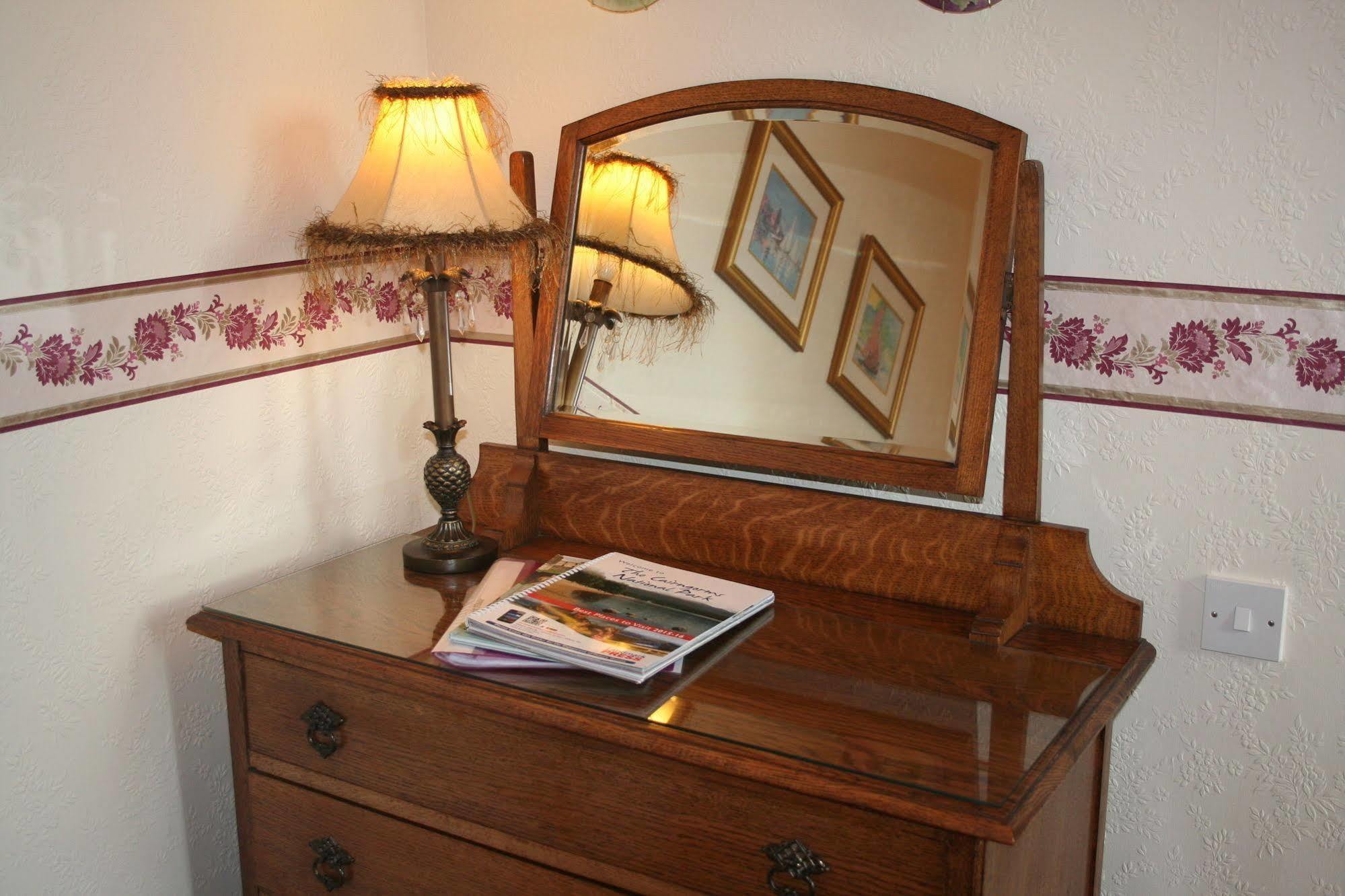 Rossmor Bed & Breakfast Grantown-on-Spey Esterno foto