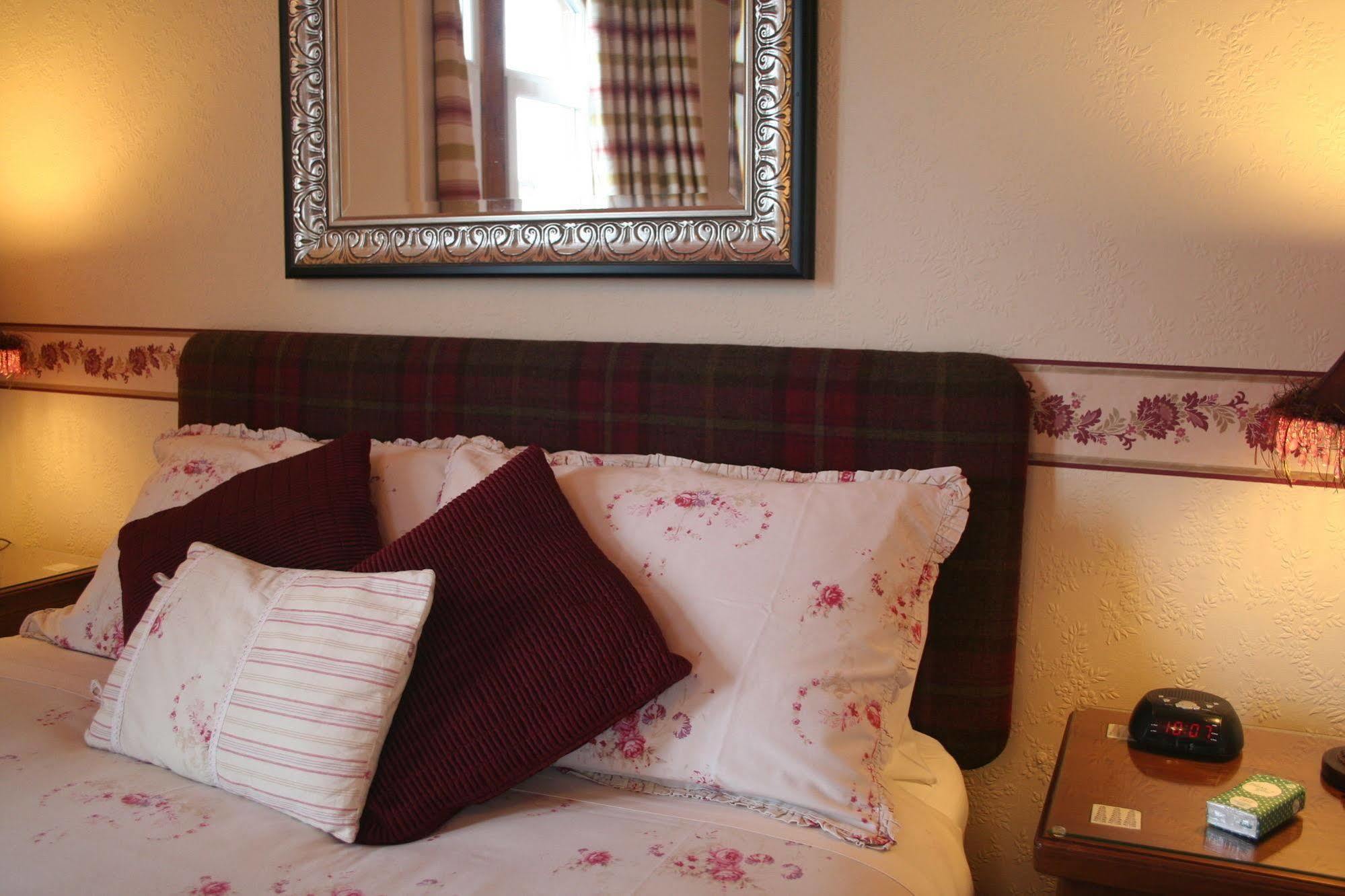 Rossmor Bed & Breakfast Grantown-on-Spey Esterno foto